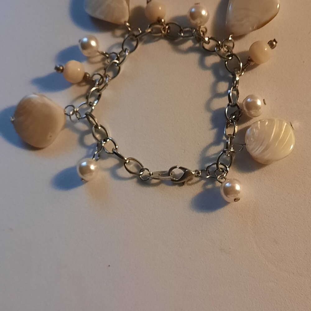 Brand New Handmade Gorgeous Bracelet